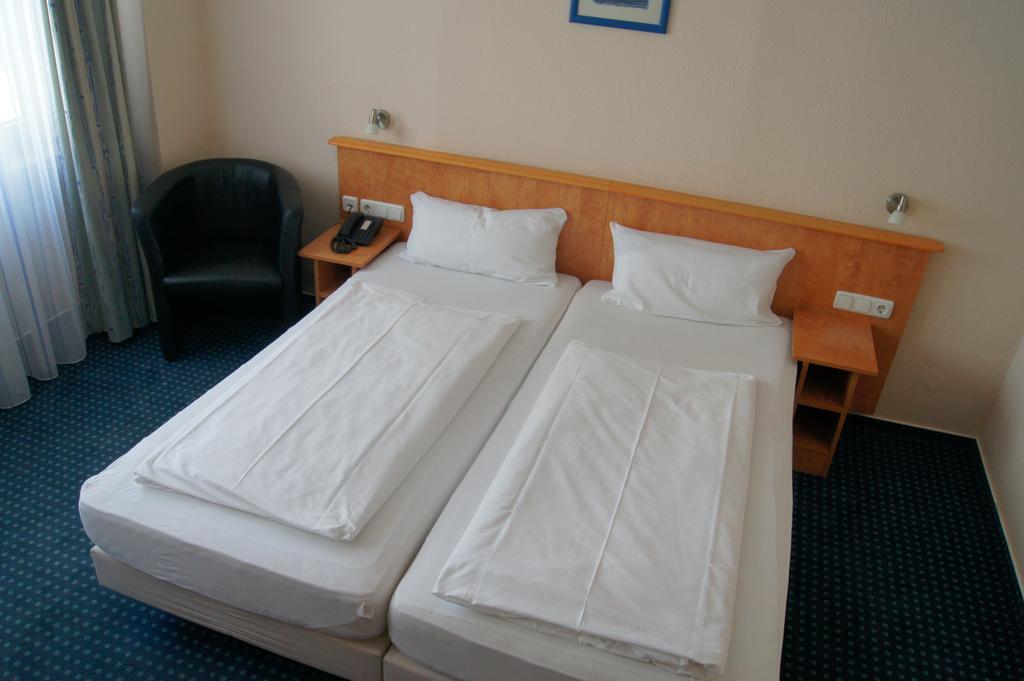 Cityhotel Primavera Трир Стая снимка